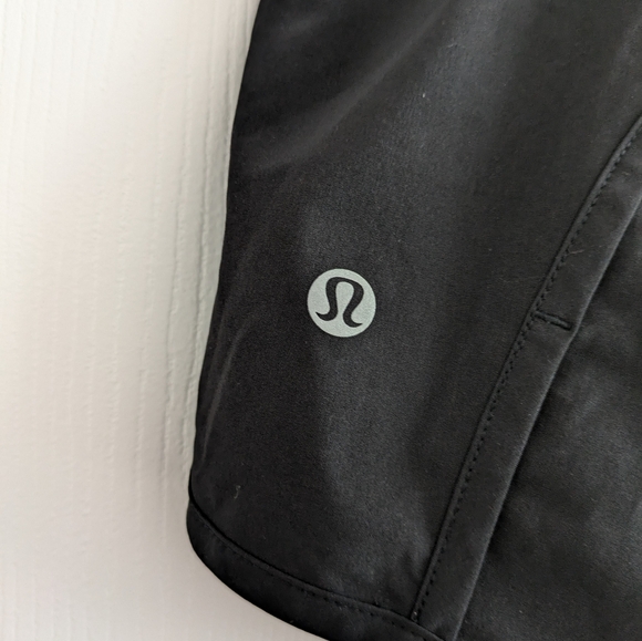 🌷2 for$40 - EUC Lululemon Run Time shorts - Picture 3 of 10